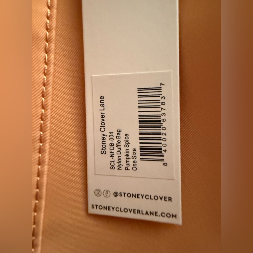 Stoney Clover Lane Classic Nylon Duffel Bag Pumpkin Spice NWT - Picture 6 of 8